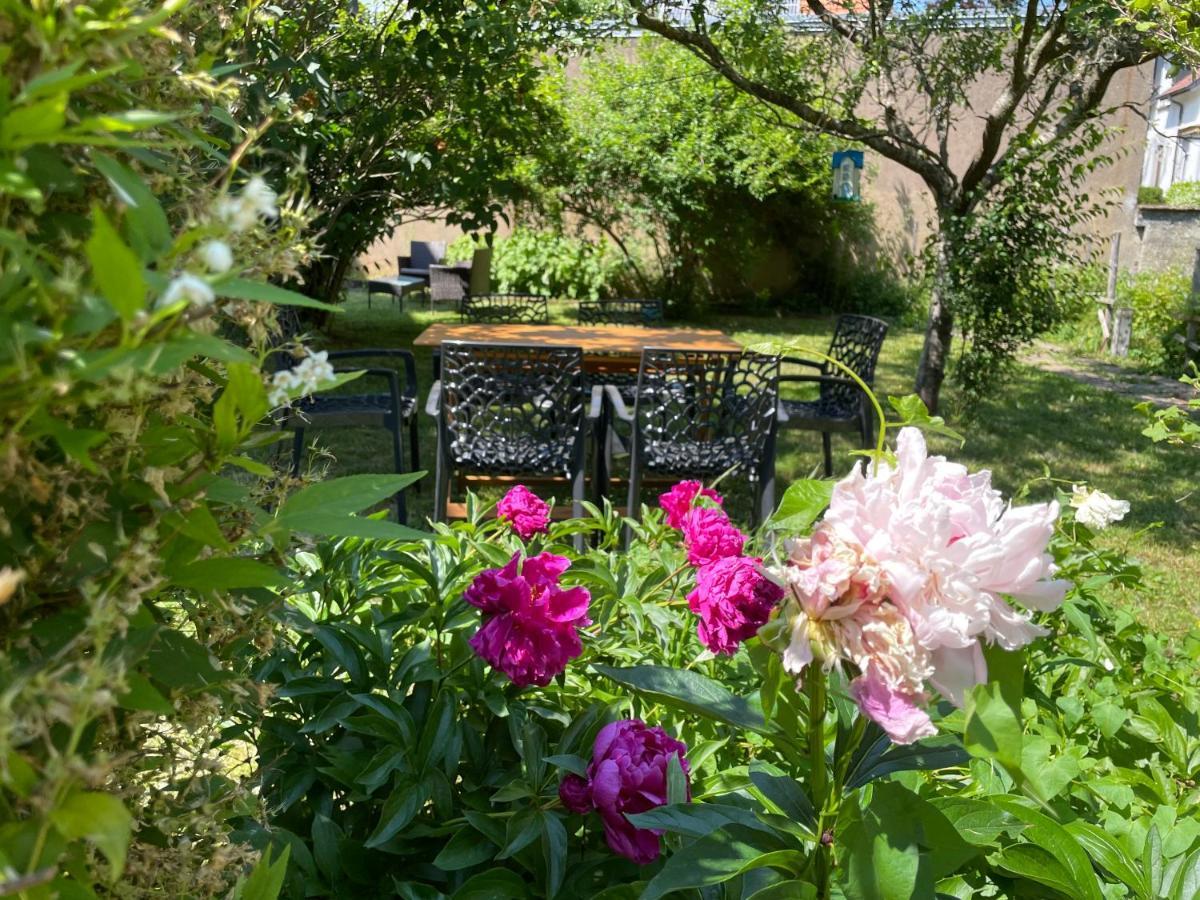 Chambre Privee Vue Sur Le Jardin Proche Centre Ville Besancon Ngoại thất bức ảnh