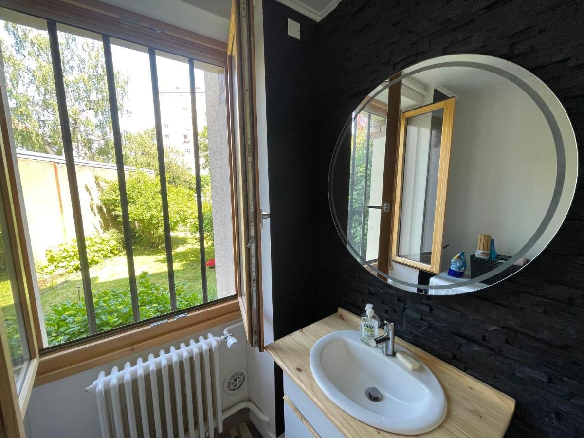 Chambre Privee Vue Sur Le Jardin Proche Centre Ville Besancon Ngoại thất bức ảnh
